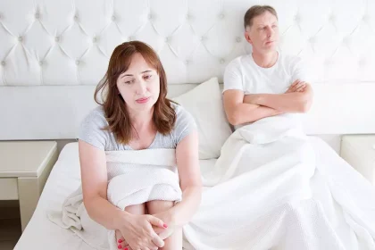 Σεξ μετά τα 40: Πόσο δυσκολεύει τις γυναίκες; Τα βασικά προβλήματα