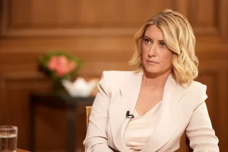 Σία Κοσιώνη: Νοσηλεύεται στην εντατική με πνευμονία