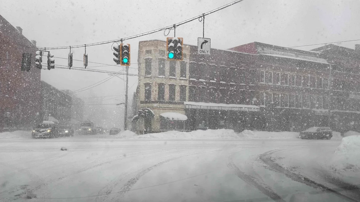 Ακραία χειμερινή κακοκαιρία σαρώνει τις ΗΠΑ: Θερμοκρασίες έως -46°C και εκατομμύρια άνθρωποι στο έλεος του ψύχους - ΒΙΝΤΕΟ