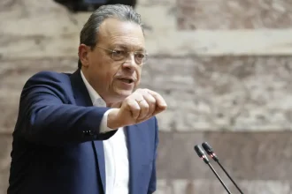 Σωκράτης Φάμελλος: Πυρά κατά της κυβέρνησης, αιχμές για το κόμμα Καρυστιανού και κάλεσμα στον Αλέξη Τσίπρα