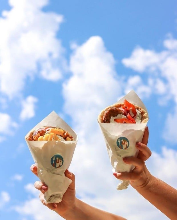 Το ελληνικό σουβλάκι γίνεται επενδυτικός προορισμός