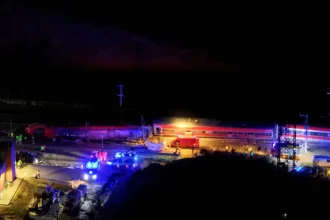 Τραγωδία: Σύγκρουση τρένων στην Ισπανία – Τουλάχιστον 24 νεκροί και 75 τραυματίες ΒΙΝΤΕΟ