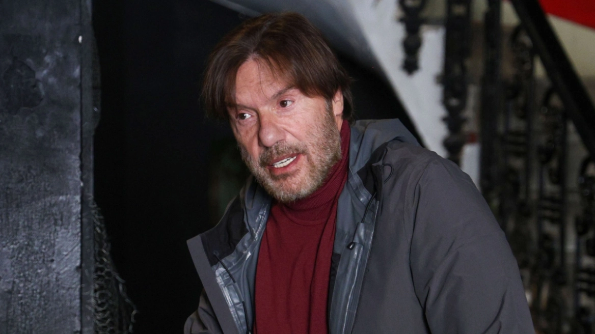 Στράτος Τζώρτζογλου: Έχει τύχει να έρθουν στο θέατρο για να δουν τα οπίσθιά μου και όχι την ερμηνεία μου