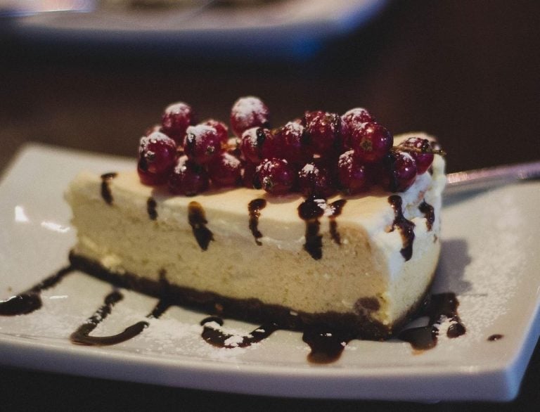 Ποιοι γιορτάζουν σήμερα 28 Ιανουαρίου