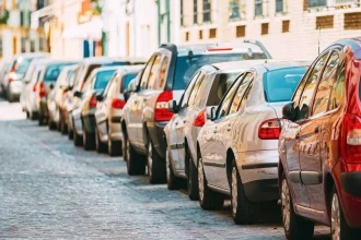 «Ραβασάκια» σε πάνω από 80.000 οδηγούς που πιάστηκαν χωρίς ασφάλιση και τέλη κυκλοφορίας