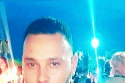 Θρήνος στην Πάτρα για τον θάνατο του 30χρονου Κώστα μετά από άγριο ξυλοδαρμό σε νυχτερινό κέντρο - Δρακόντεια μέτρα της ΕΛ.ΑΣ υπό τον φόβο αντιποίνων, η κραυγή της μάνας (ΦΩΤΟ - ΒΙΝΤΕΟ)