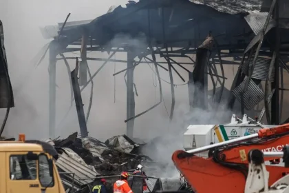 Τραγωδία στη βιομηχανία «Βιολάντα»: Που στρέφονται οι έρευνες για την φονική έκρηξη - «Σώθηκαν όσοι ήταν κοντά στην έξοδο»