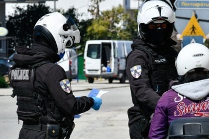 Τα πρόστιμα πέφτουν ...βροχή για κράνος - Πόσοι παραβάτες εντοπίστηκαν στη Δυτ. Ελλάδα