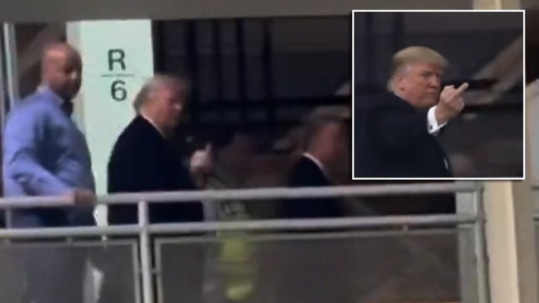 «Ξέφυγε» ο Τραμπ: Έβρισε και έδειξε το μεσαίο δάχτυλο σε υπάλληλο εργοστασίου της Ford μετά από αναφορά στον Επστάιν - ΒΙΝΤΕΟ