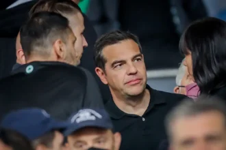 Ο Αλέξης Τσίπρας πήγε στη Βουδαπέστη και είδε από κοντά τον αγώνα Φερεντσβάρος – Παναθηναϊκός