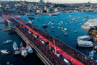 Τουρκία: Εκατοντάδες χιλιάδες άνθρωποι διαδήλωσαν στην Κωνσταντινούπολη για τη Γάζα