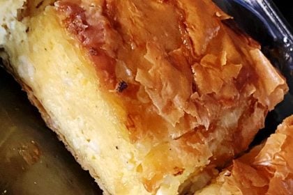 Τυρόπιτα με μπεσαμέλ