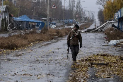 Σχεδόν 2 εκατ. θύματα έχουν οι στρατοί της Ρωσίας και της Ουκρανίας, εκτιμά νέα έρευνα
