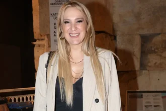 Βίκυ Καρατζόγλου: «Όταν δημιουργήθηκε το Μetoo μπορέσαμε και κάναμε την κουβέντα αυτή με την κόρη μου»