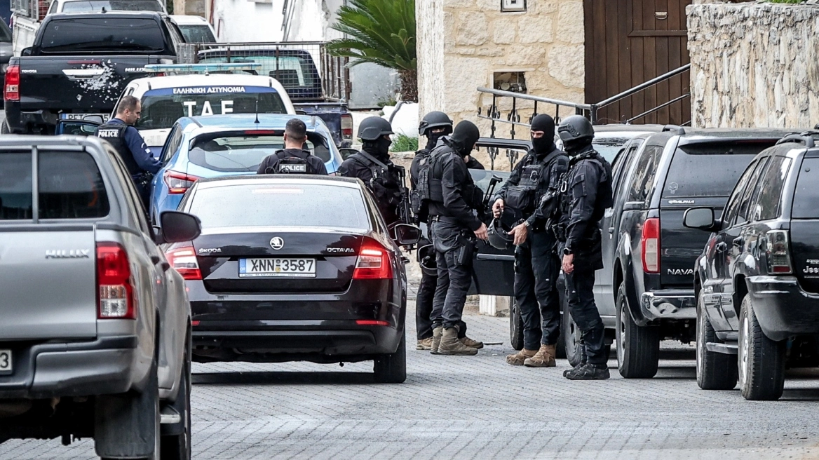 Βεντέτα χωρίς τέλος στα Βορίζια: Θέλουν να μας διώξουν, λένε οι Φραγκιαδάκηδες - Είπαν θα φάνε κι άλλους, ισχυρίζονται οι Καργάκηδες