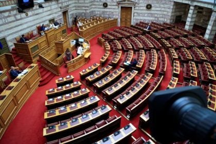 Υπερψηφίστηκε από την Βουλή το νομοσχέδιο για τις Ένοπλες Δυνάμεις