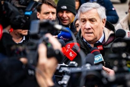 Κραν Μοντανά : Ο Ιταλός ΥΠΕΞ Αντόνιο Ταγιάνι στο σημείο της τραγωδίας