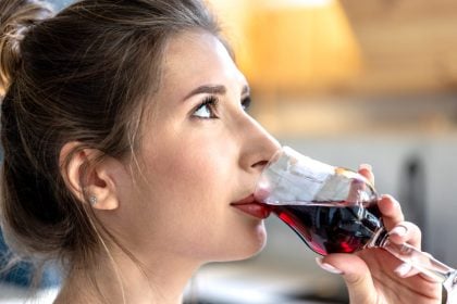 Καρκίνος του στόματος: Πόσο και γιατί αυξάνεται ο κίνδυνος ακόμα και με ένα ποτό την ημέρα