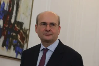 Χατζηδάκης για αγρότες: Είμαστε δημοκρατία αλλά δε μπορεί να κάνει ο καθένας ό,τι του κατεβαίνει