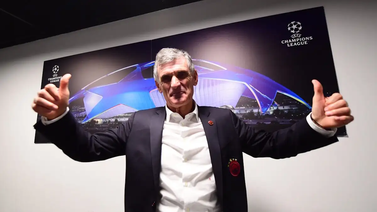 Ο Ολυμπιακός αποθέωσε τον Χοσέ Λουίς Μεντιλίμπαρ