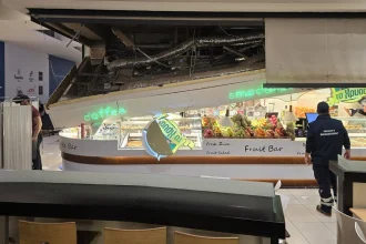 Κατέρρευσε τμήμα οροφής καταστήματος σε εμπορικό κέντρο: Μία γυναίκα στο νοσοκομείο ΒΙΝΤΕΟ