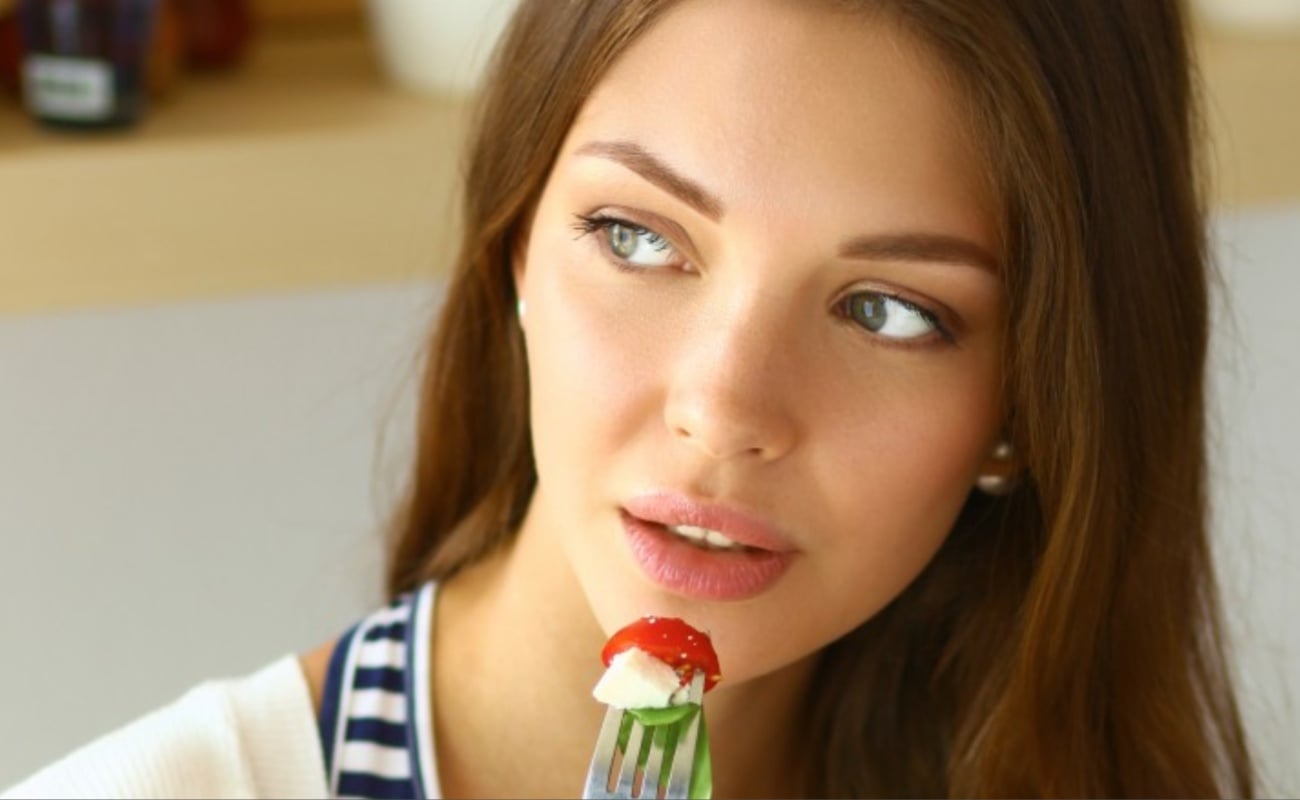 Τροφές που βοηθούν το σώμα να επανέλθει μετά τις γιορτές