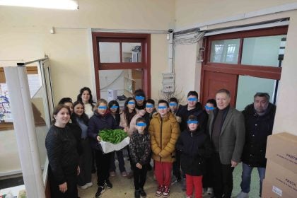 Προσφορά μαθητών στο Κοινωνικό Παντοπωλείο του Δήμου Ερυμάνθου