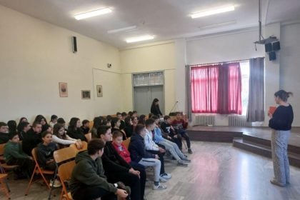 Γυμνάσιο Σαραβαλίου: Ευαισθητοποίηση και ενημέρωση για την υγεία και την υγιεινή της Έμμηνου Ρύσης
