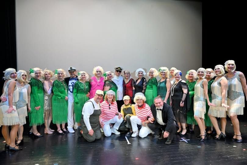 Οι ΣΦήΓΚΕΣ έκλεψαν τις εντυπώσεις στην πρεμιέρα του «Μερικοί το προτιμούν… Ξανθό» - Με ενθουσιασμό και θερμό χειροκρότημα η υποδοχή από το κοινό