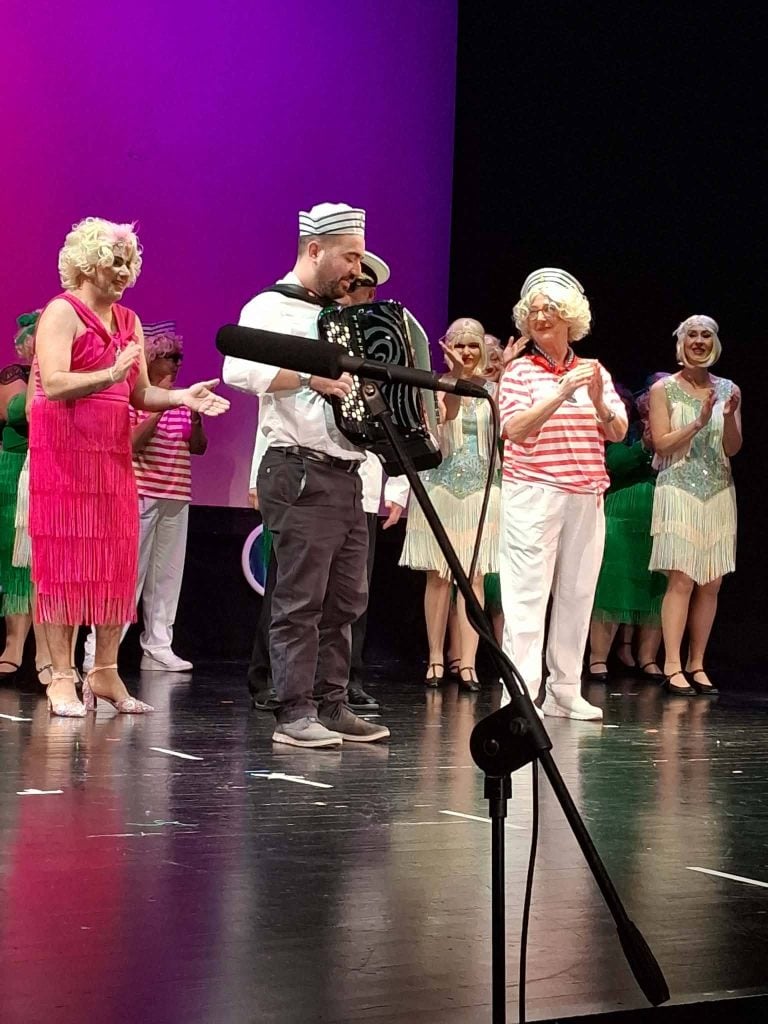 Με μεγάλη επιτυχία οι παραστάσεις του«Μερικοί το προτιμούν… Ξανθό» - Το «ευχαριστώ» από τις ΣΦήγΚΕΣ