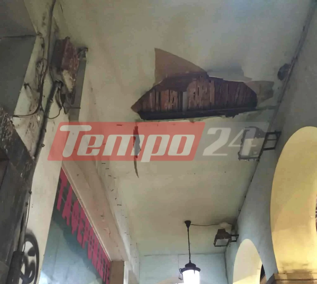 Πάτρα: Διέλυσαν τα απαγορευτικά από το κτίριο-παγίδα, κινδυνεύουν άμεσα περαστικοί από την Κορίνθου ΦΩΤΟ