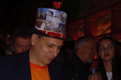 σπιράλ: Γενέθλια και αποκριάτικο πάρτι