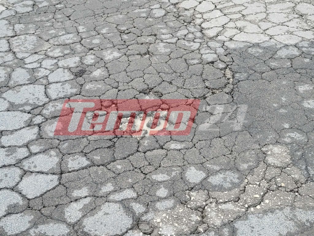 Πάτρα: Κανακάρη, ο δρόμος με τις 55 ...παγίδες! ΦΩΤΟ