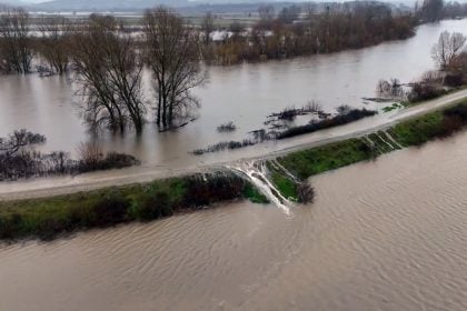 Πλημμύρισαν πάνω από 100.000 στρέμματα στον Έβρο - ΒΙΝΤΕΟ