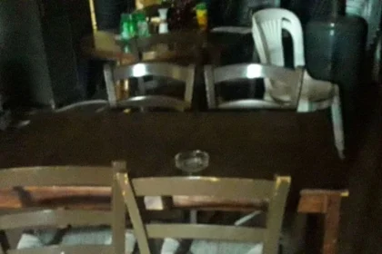 Πάτρα: Οι πρώην ιδιοκτήτες έκαναν γυαλιά καρφιά κατάστημα εστίασης - Έδιωξαν το προσωπικο και άρχισαν να τα σπάνε!