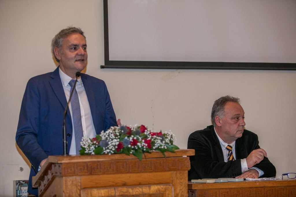 Κόπη πίτας από τον Εμπορικό Σύλλογο Πατρών - ΦΩΤΟ