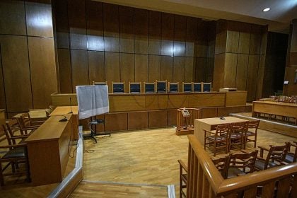 Ένοχος γνωστός ηθοποιός και σκηνοθέτης για βιασμό και απόπειρες βιασμού 