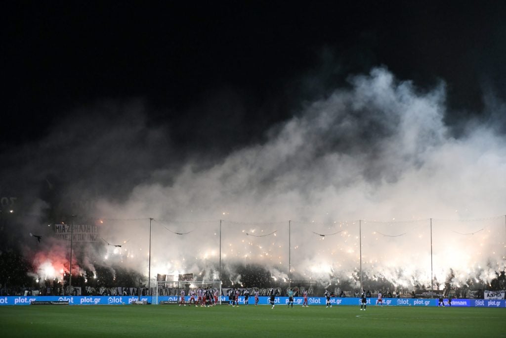 Συγκλονιστικές στιγμές στο ΠΑΟΚ – Πανσερραϊκός: «Αδέλφια ζείτε, εσείς μας οδηγείτε»