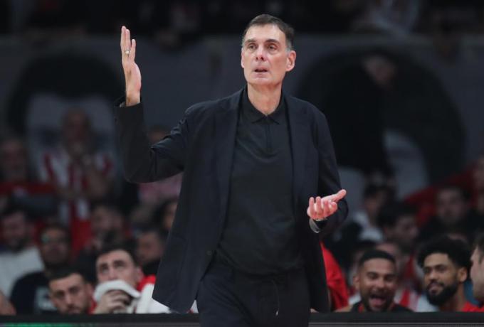 Mπαρτζώκας για το επεισόδιο στο Ντουμπάι: «Προσωποποιείται όλο αυτό και εγώ πρεσβεύω ακριβώς το αντίθετο»