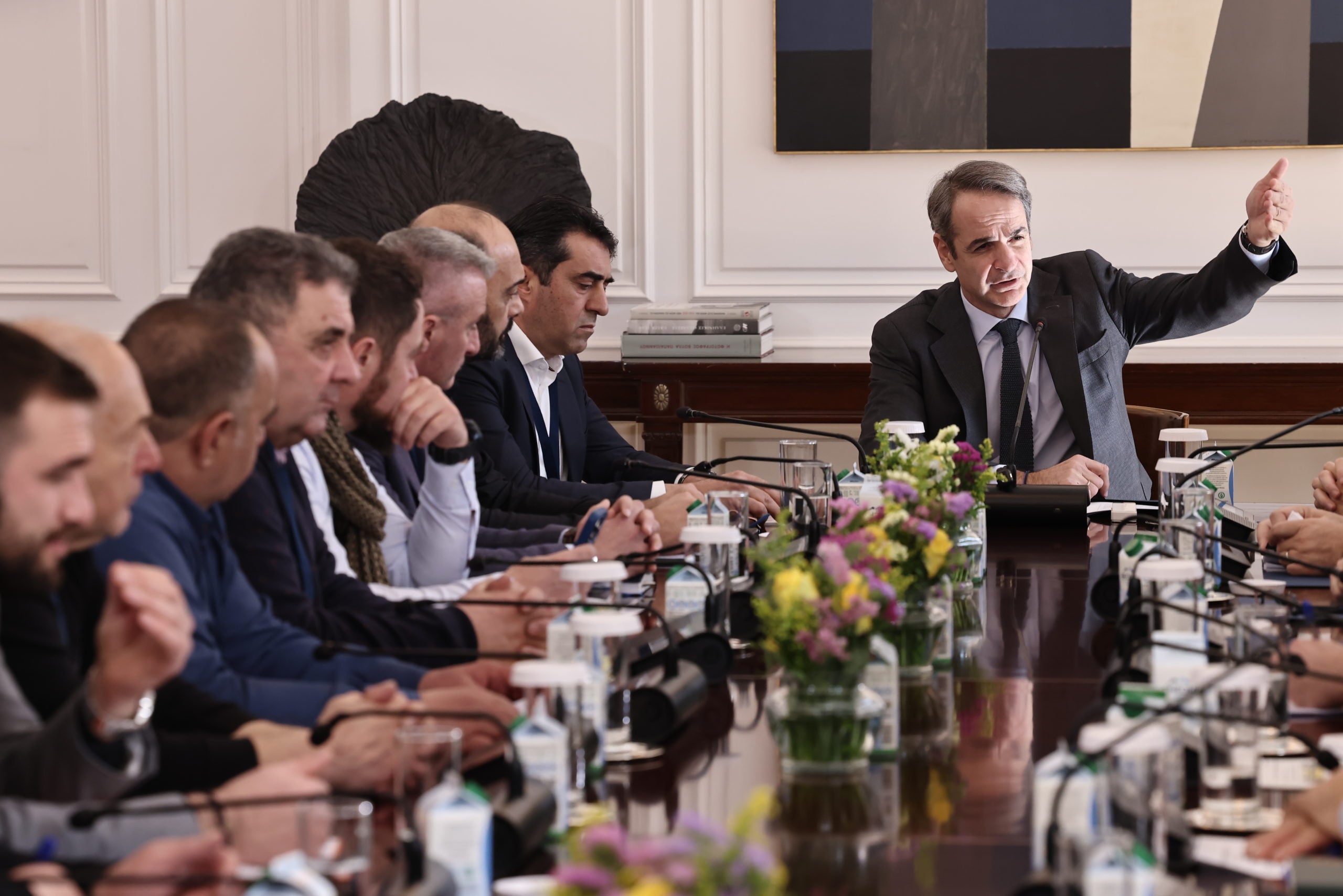 Μητσοτάκης στη συνάντηση με εκπροσώπους των κτηνοτρόφων: «Προτεραιότητά μας είναι η εκρίζωση της ευλογιάς»