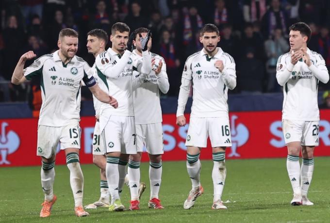 Μεγάλη πρόκριση για ΠΑΟ στα πέναλτι με Λαφόν! Άντεξε με 10 παίκτες!