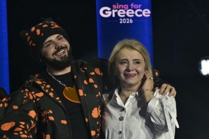 Eurovision: Το «φαινόμενο» Akylas που έκανε κοινό, X και επιτροπές να τον λατρέψουν