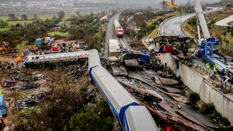 Τέμπη: Ακυρώνονται τρεις εκταφές με εισαγγελική απόφαση