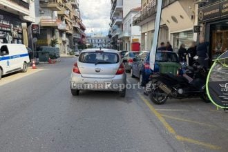 Αυτοκίνητο παρέσυρε δύο νεαρούς