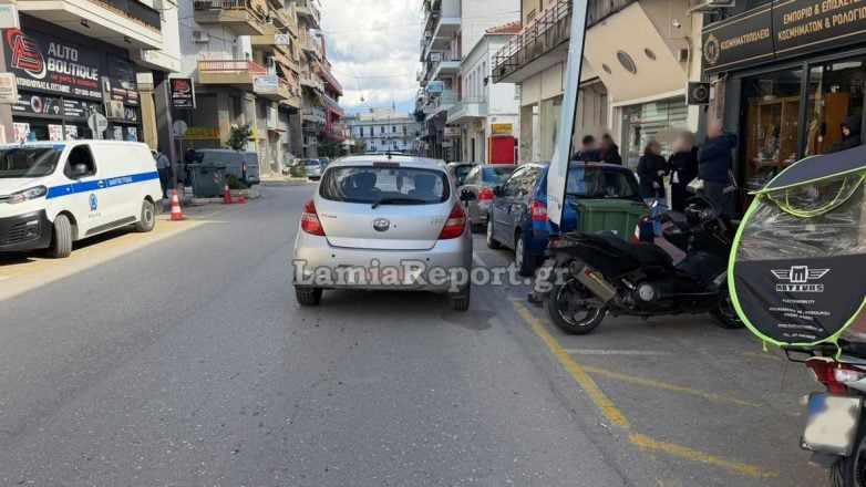 Αυτοκίνητο παρέσυρε δύο νεαρούς