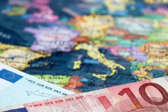 Γιατί ΕΚΤ και Bundesbank βλέπουν οφέλη από νέες εκδόσεις ευρωομολόγων – Η αντίδραση του Μερτς στην πρόταση Μακρόν