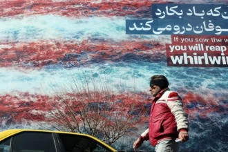 Αμερικανικά F-22 και αεροσκάφη ανεφοδιασμού στο Ισραήλ - «Αν σπείρεις ανέμους, θα θερίσεις θύελλες» προειδοποιεί η Τεχεράνη