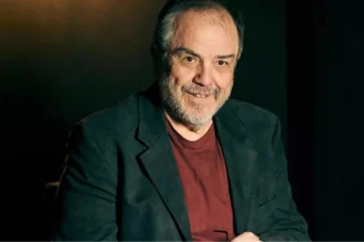 Πέθανε ο σκηνοθέτης Κώστας Νταλιάνης: «Αδελφέ μου, καλό ταξίδι» γράφει ο αδερφός του και ηθοποιός Γιάννης Νταλιάνης