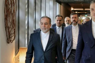 Οι διαπραγματεύσεις των ΗΠΑ με το Ιράν ξεκίνησαν καλά, αλλά δεν μπορούν παρά να καταρρεύσουν: Η Τεχεράνη παίζει με τον χρόνο... και την υπομονή του Τραμπ