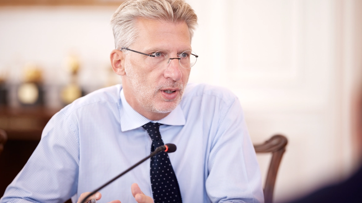 Άκης Σκέρτσος: Σε σταθερή τροχιά προόδου η Ελλάδα στα ζητήματα κράτους δικαίου και διαφάνειας